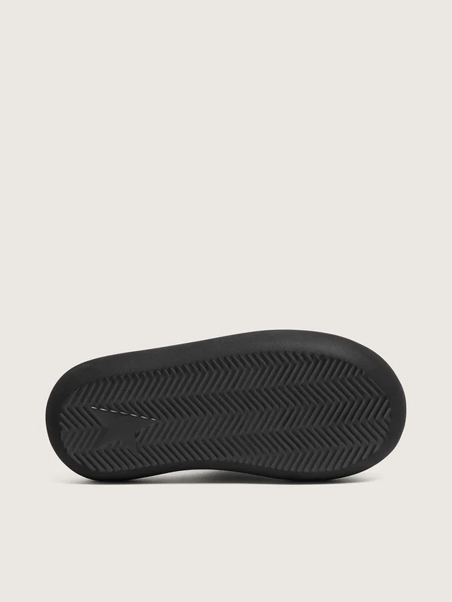 Space-Star-Slip-Ons für Herren aus schwarzem Leder