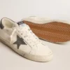 Super-Star aus Nappaleder mit grauem Stern aus Wildleder und Fersenlasche