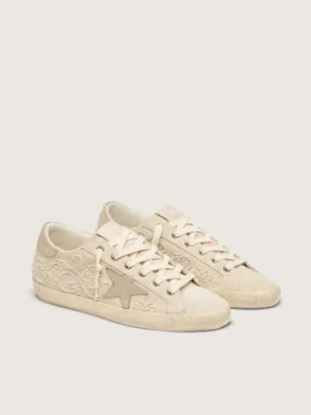 Super-Star LTD für Damen aus perlfarbenem Wildleder mit goldenem Stern und Perlenstickerei