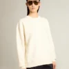 Sweatshirt in gealtertem Weiß mit umgekehrtem Logo auf der Rückseite – Jersey Capsule