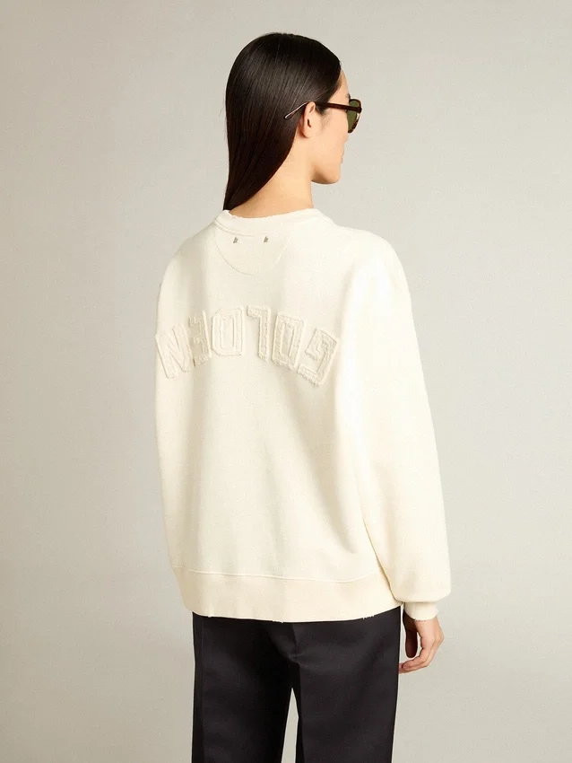 Sweatshirt in gealtertem Weiß mit umgekehrtem Logo auf der Rückseite – Jersey Capsule