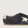 True-Star für Damen aus dunkelblauem Wildleder mit weißem Stern aus Nappaleder und Fersenlasche