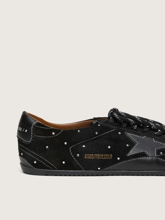 True-Star für Herren aus schwarzem Wildleder mit Swarovski-Kristallen und schwarzem Lederstern