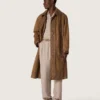 Unisex-Trenchcoat aus braunem, gewachstem Twill mit Lederdetails
