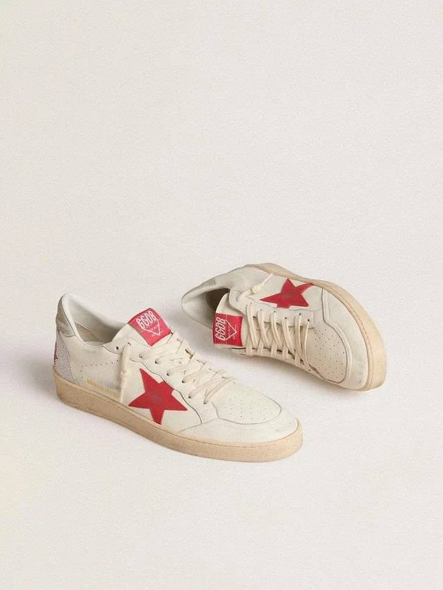 Valentinstag-Herrenmodell „Ball Star“ mit rotem Lederstern und rotem Swarovski-Schriftzug