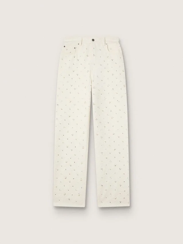 Weiße Damenjeans mit Perlen und Kristallen
