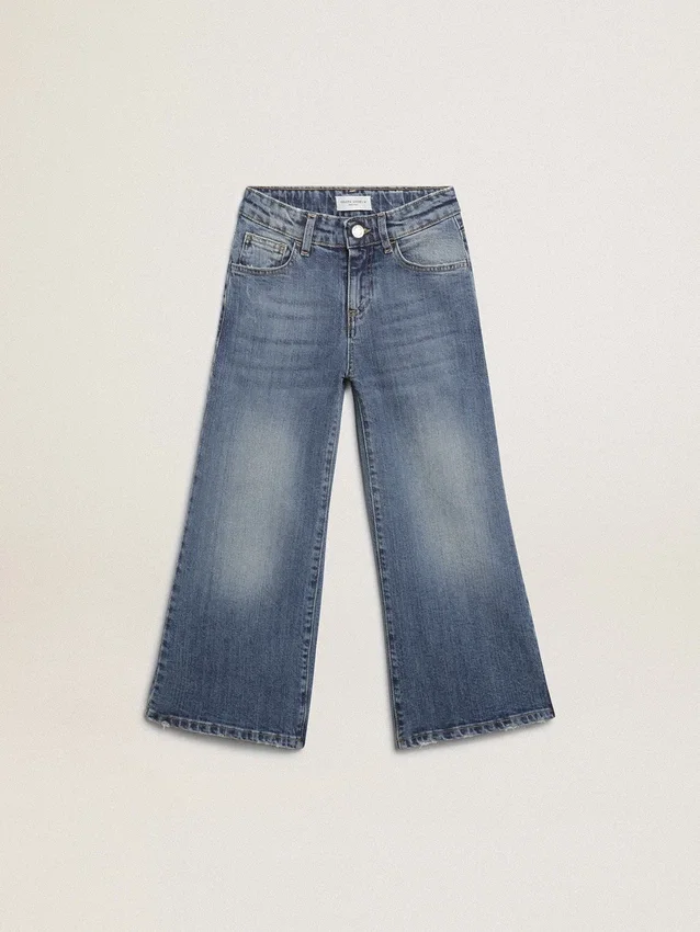 Weit geschnittene Jeans aus mittelblauem Bull-Denim
