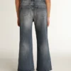 Weit geschnittene Jeans aus mittelblauem Bull-Denim