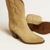 „Wish Star“-Stiefel aus sandfarbenem, gewachstem Wildleder mit Sternstickerei