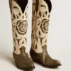 „Wish Star“-Stiefel aus schwarzem und weißem Leder mit eingearbeiteter Rose und Stern