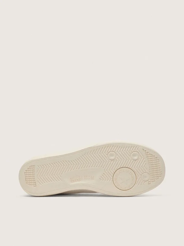 Yatay Modell 1B – nachhaltige Sneaker mit weißem, biobasiertem Obermaterial und weißem Y